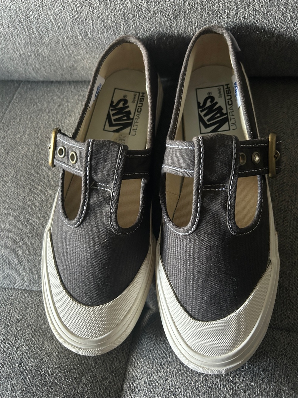 Vans Mary Jane Shoes in Dark grey